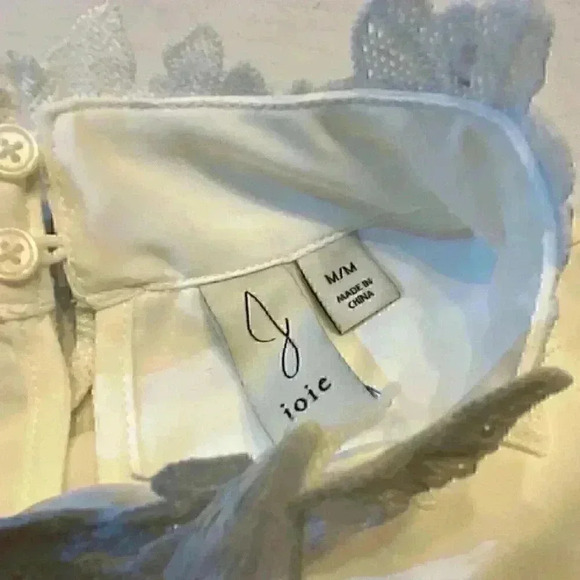 Joie Women's Mock Neck Blouse Medium White Embroidered Sleeveless Sheer Career - Picture 8 of 10